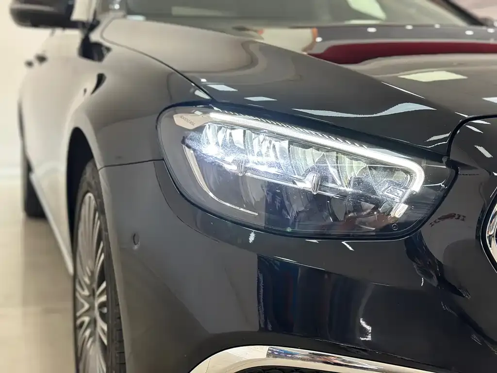 Mercedes-Benz E-Class 2023 из CN, фото 6