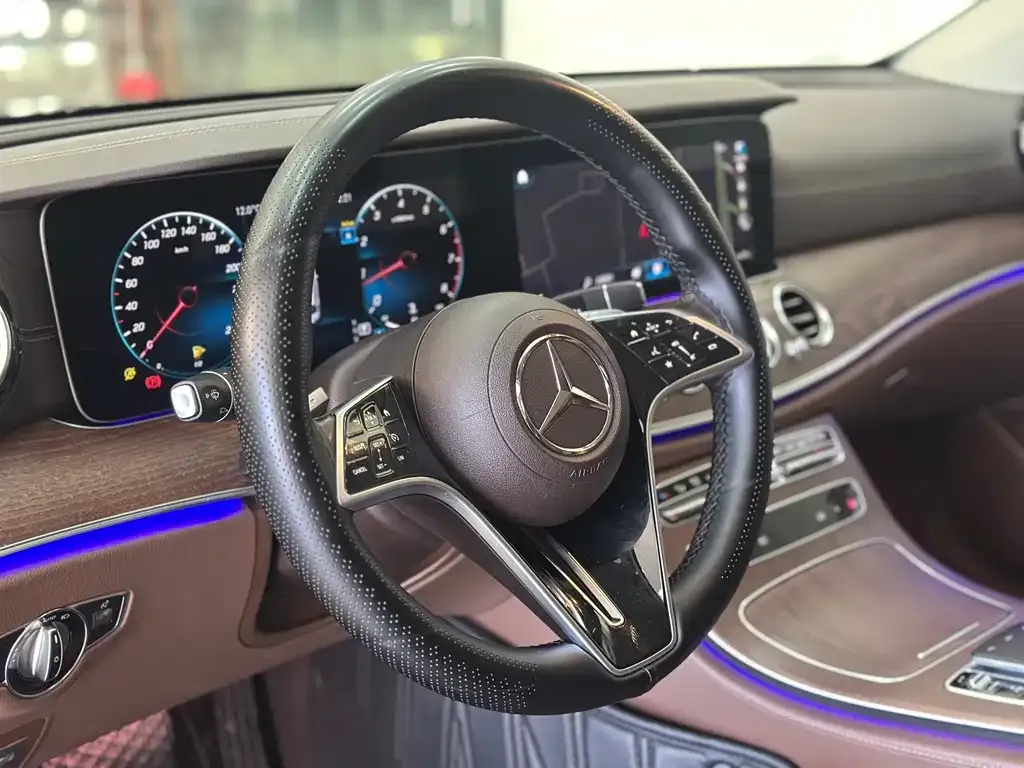 Mercedes-Benz E-Class 2023 из CN, фото 8