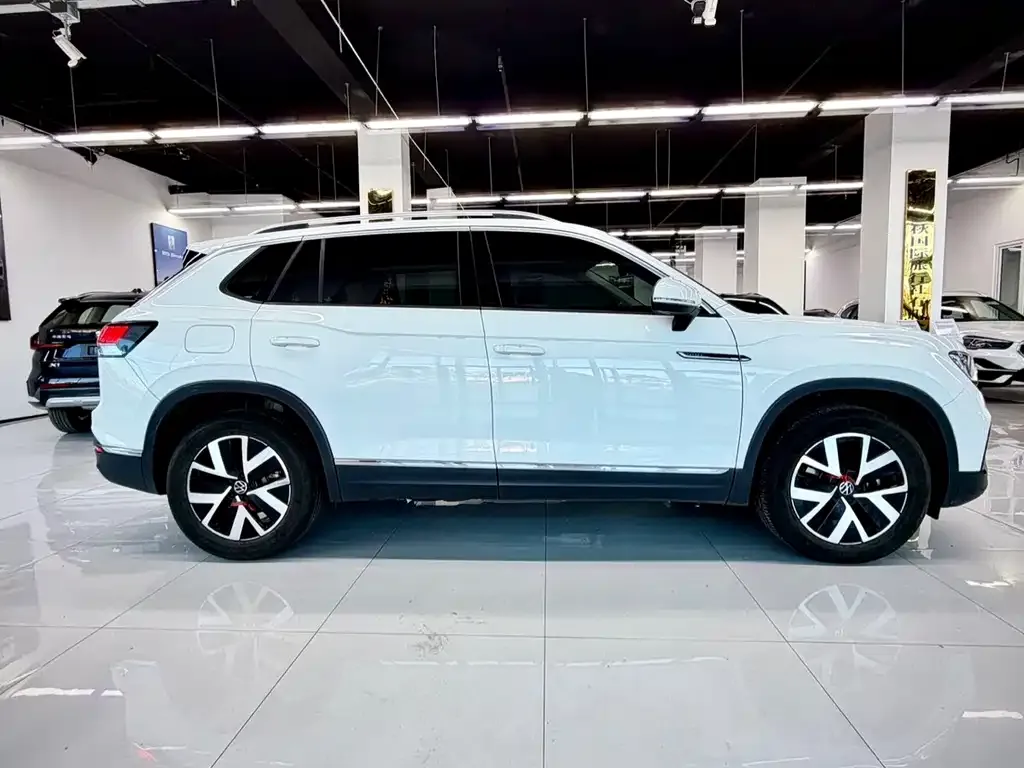 Volkswagen Tayron 2022 из CN, фото 10