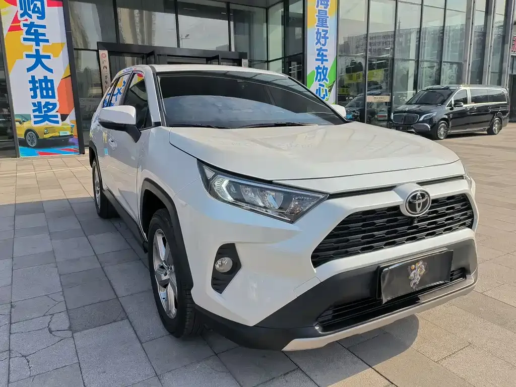Toyota RAV4 2022 из CN, фото 10