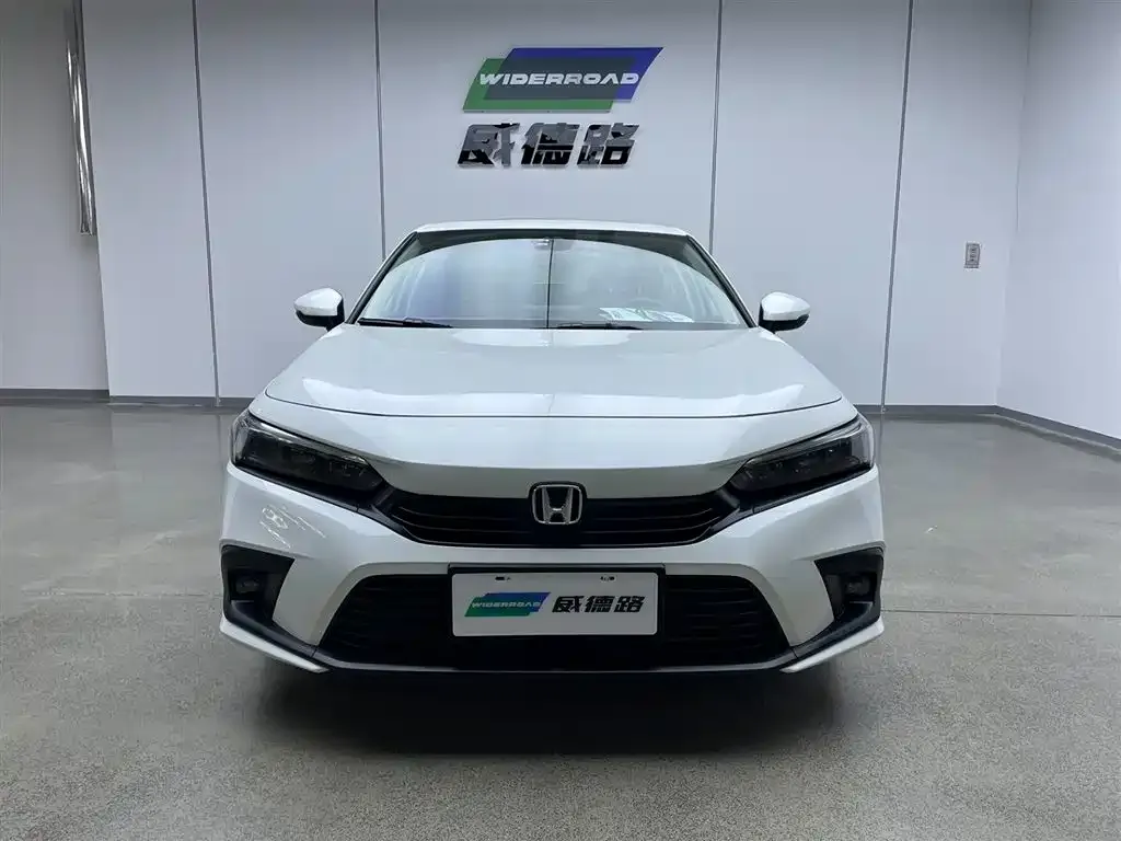 Honda Civic 2024 из CN, фото 3
