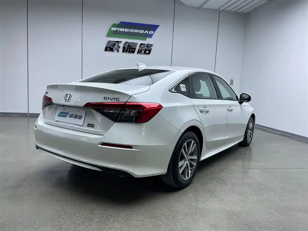 Honda Civic 2024 из CN, фото 8