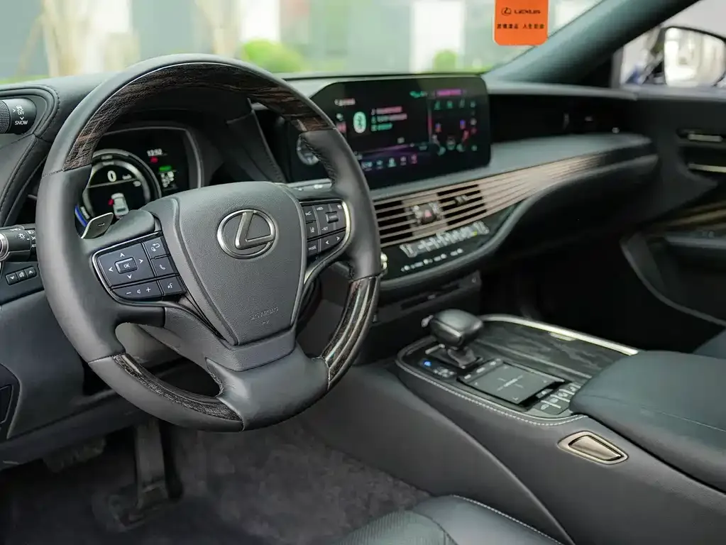Lexus LS 2022 из CN, фото 2