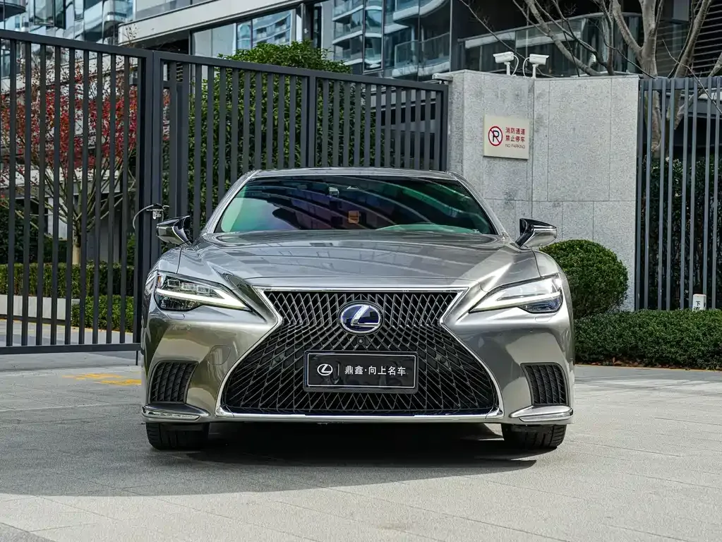 Lexus LS 2022 из CN, фото 4