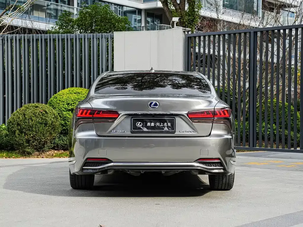 Lexus LS 2022 из CN, фото 5
