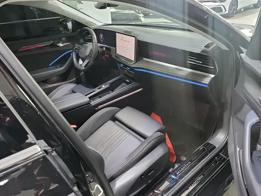 Volkswagen Magotan 2025 из CN, фото 7