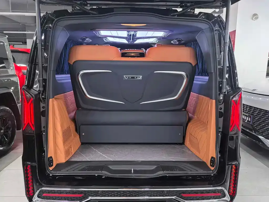 Mercedes-Benz Vito 2025 из CN, фото 7