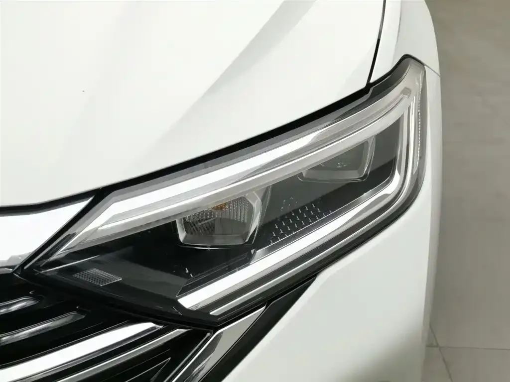 Volkswagen Sagitar 2023 из CN, фото 2