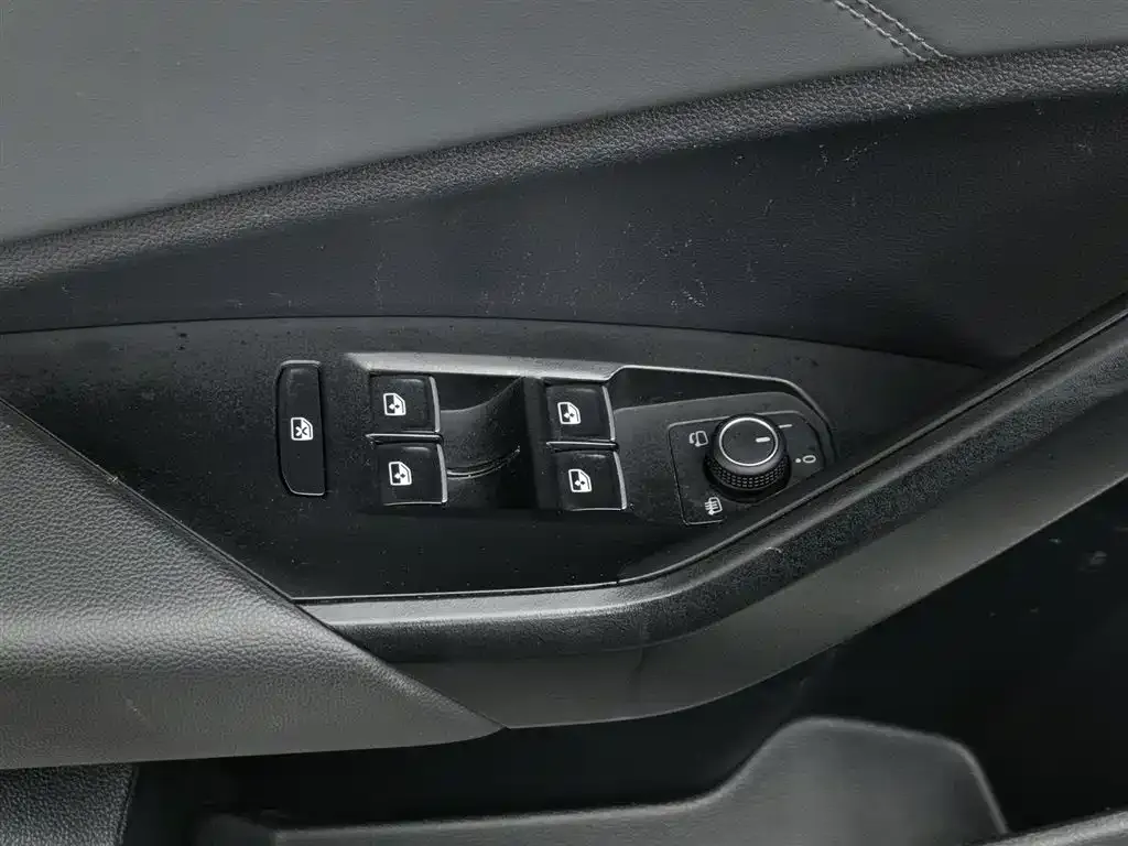 Volkswagen Sagitar 2023 из CN, фото 7