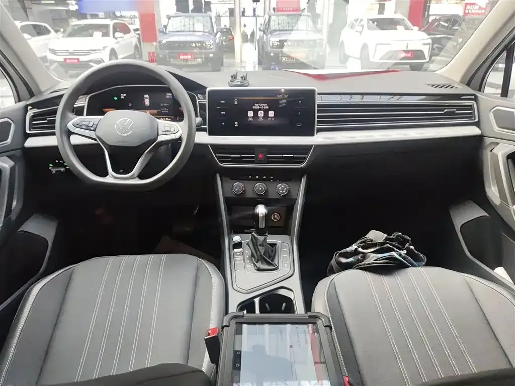 Volkswagen Tiguan L 2022 из CN, фото 2