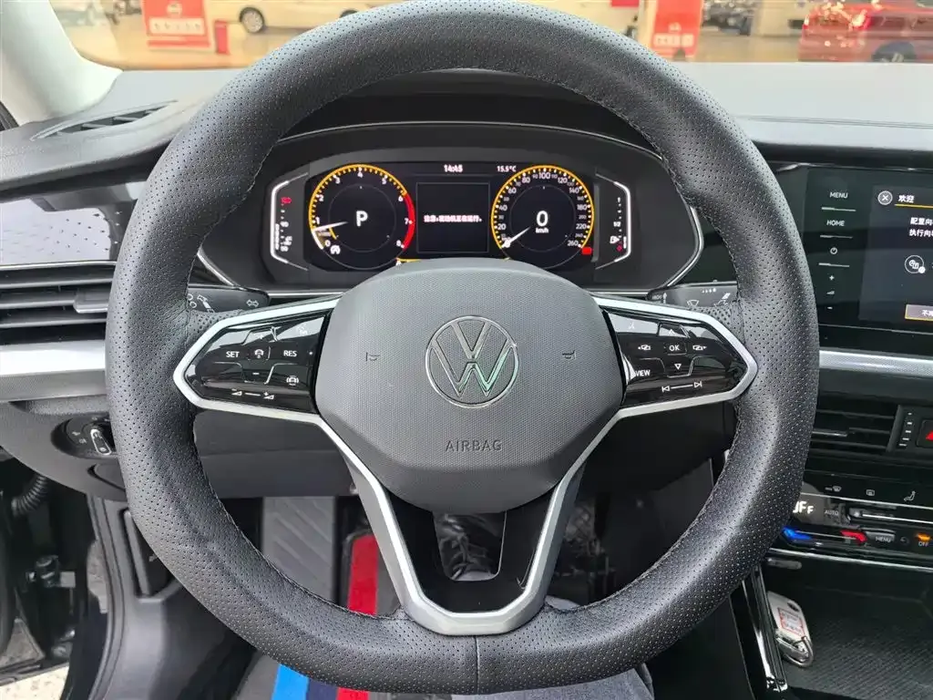 Volkswagen Passat 2024 из CN, фото 3