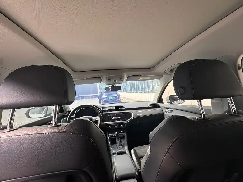 Audi Q3 2023 из CN, фото 4
