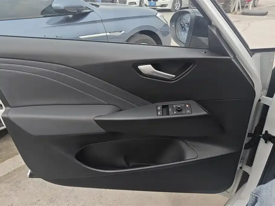 Volkswagen ID.3 2025 из CN, фото 7