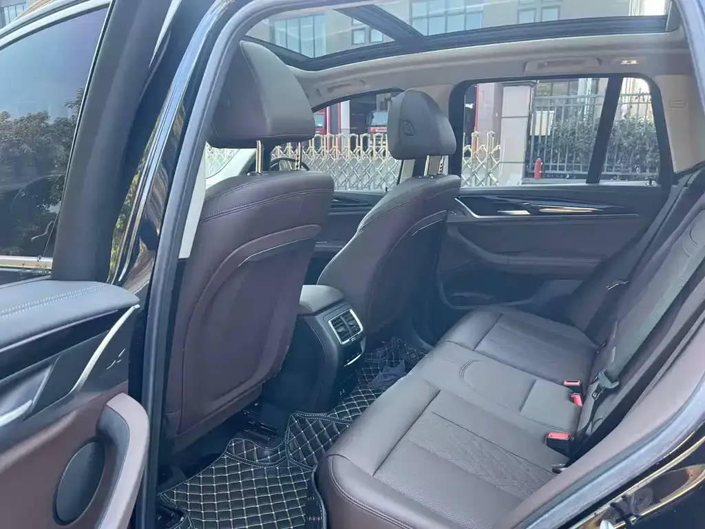 BMW X3 2022 из CN, фото 3