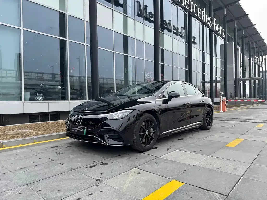 Mercedes-Benz EQE