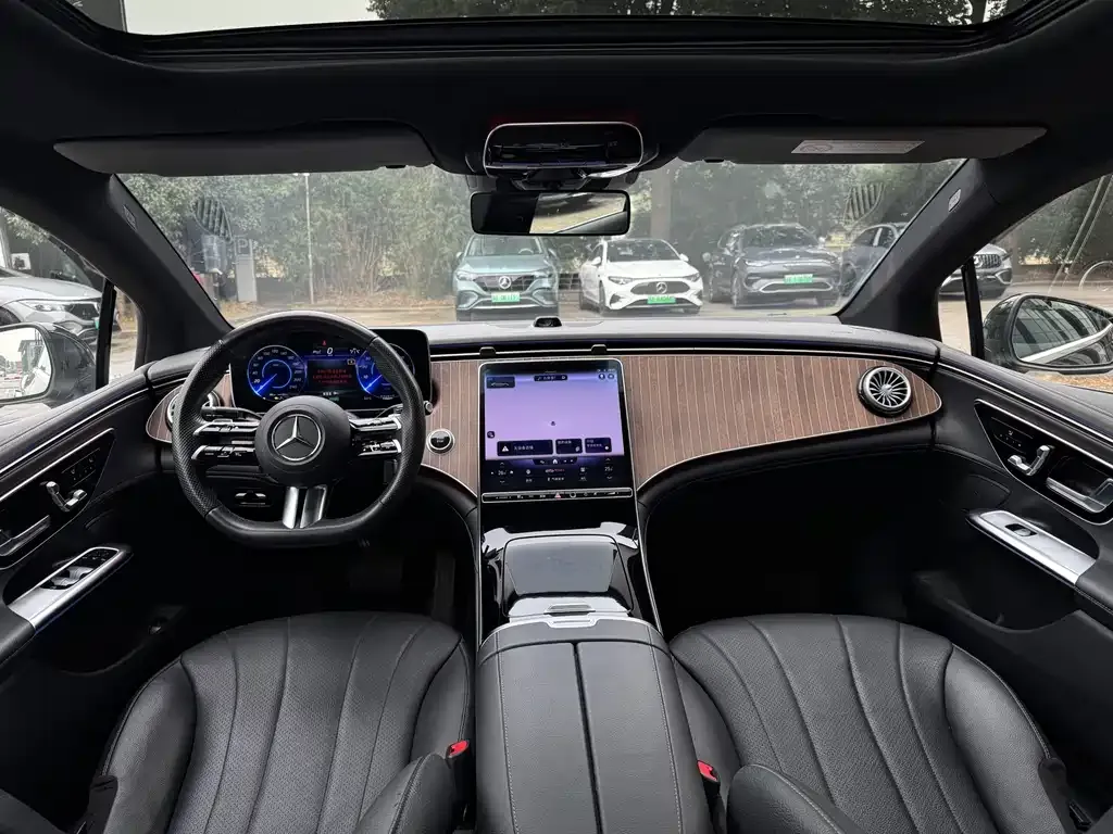 Mercedes-Benz EQE 2023 из CN, фото 4