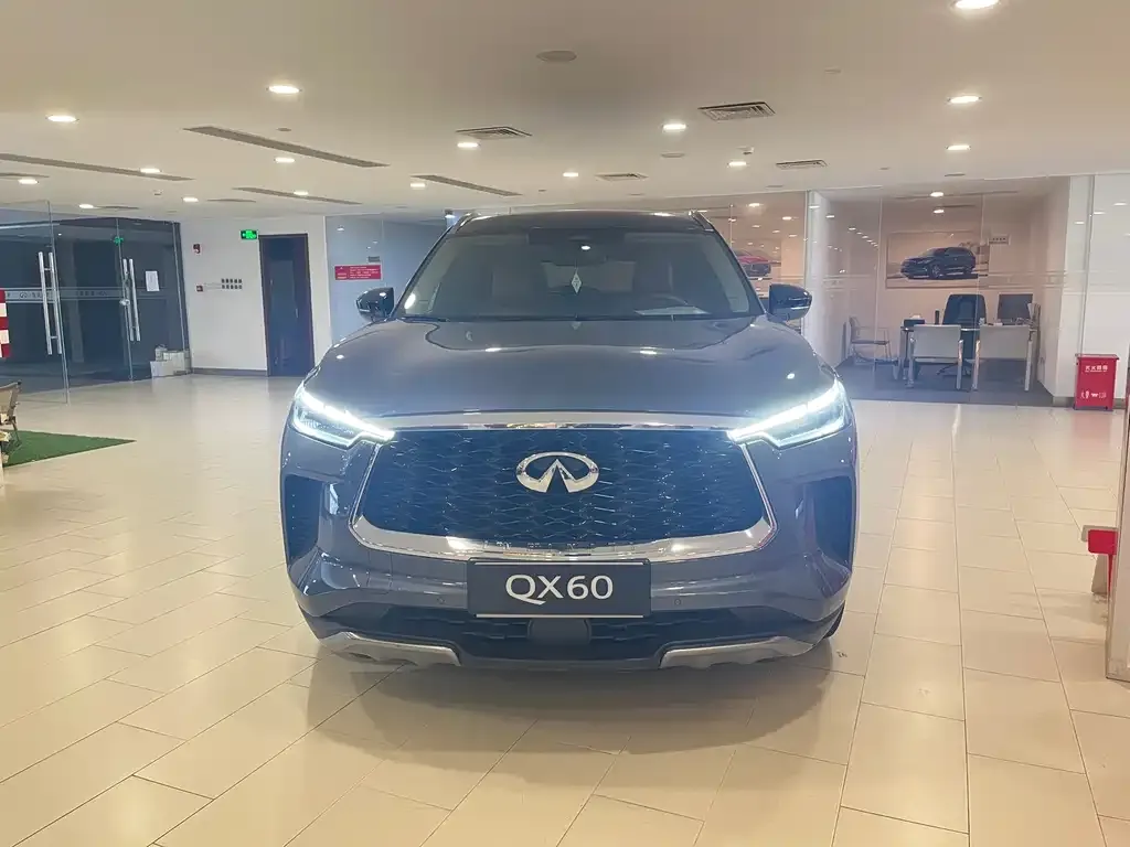 Infiniti QX60 2024 из CN, фото 3