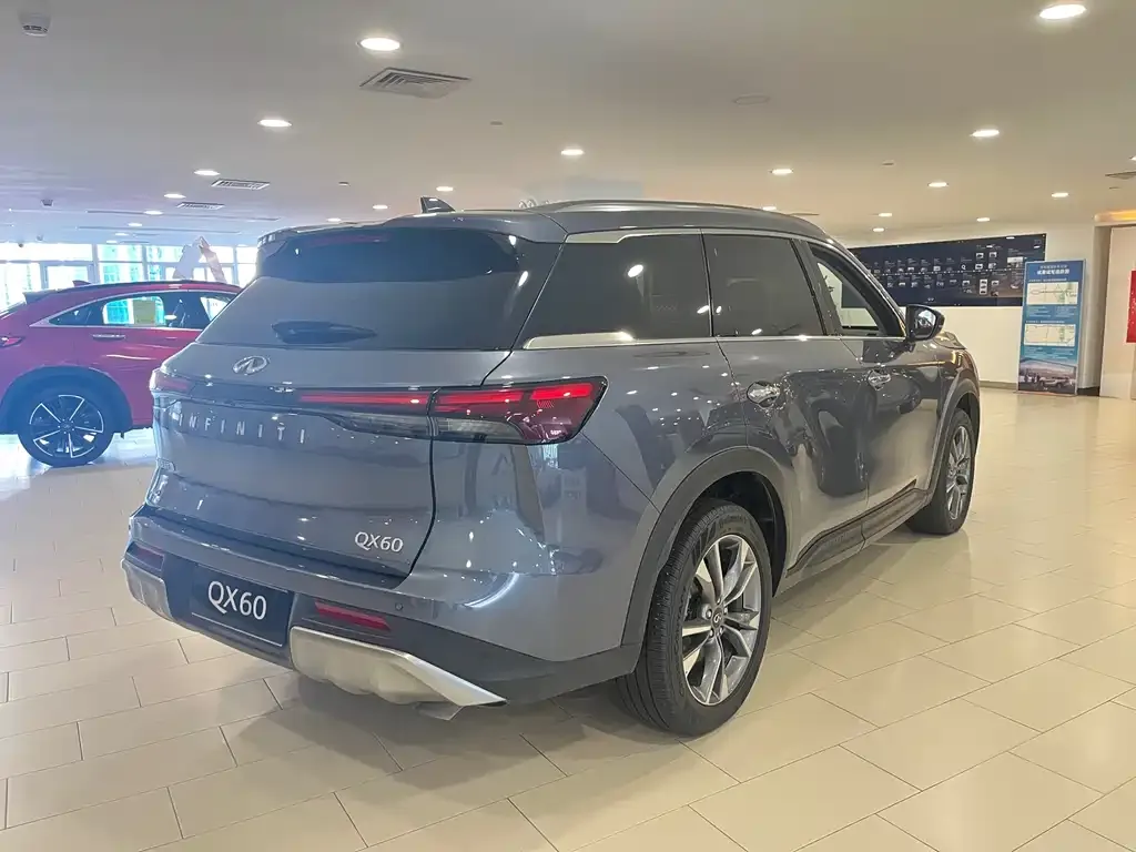 Infiniti QX60 2024 из CN, фото 7