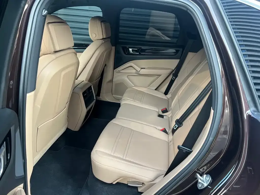 Porsche Cayenne 2021 из CN, фото 7