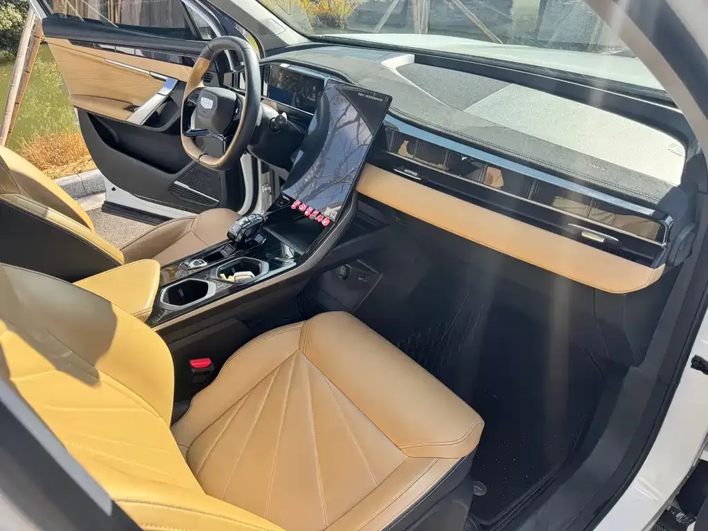 Geely Boyue L 2023 из CN, фото 7