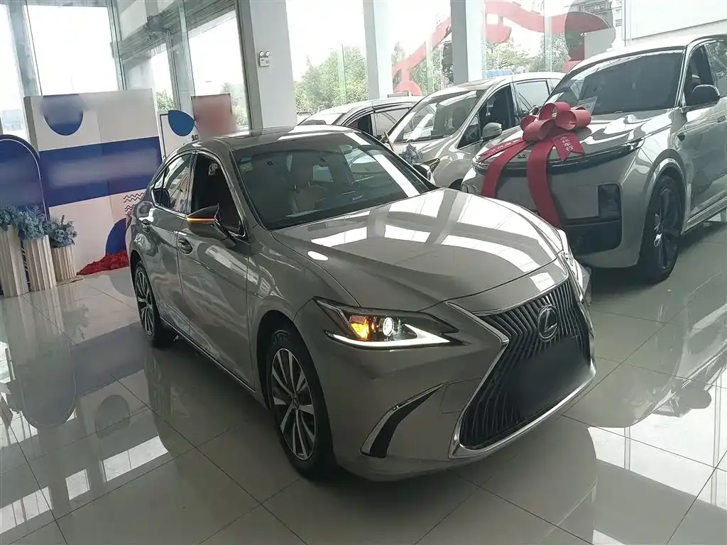 Lexus ES 2021 из CN, фото 5