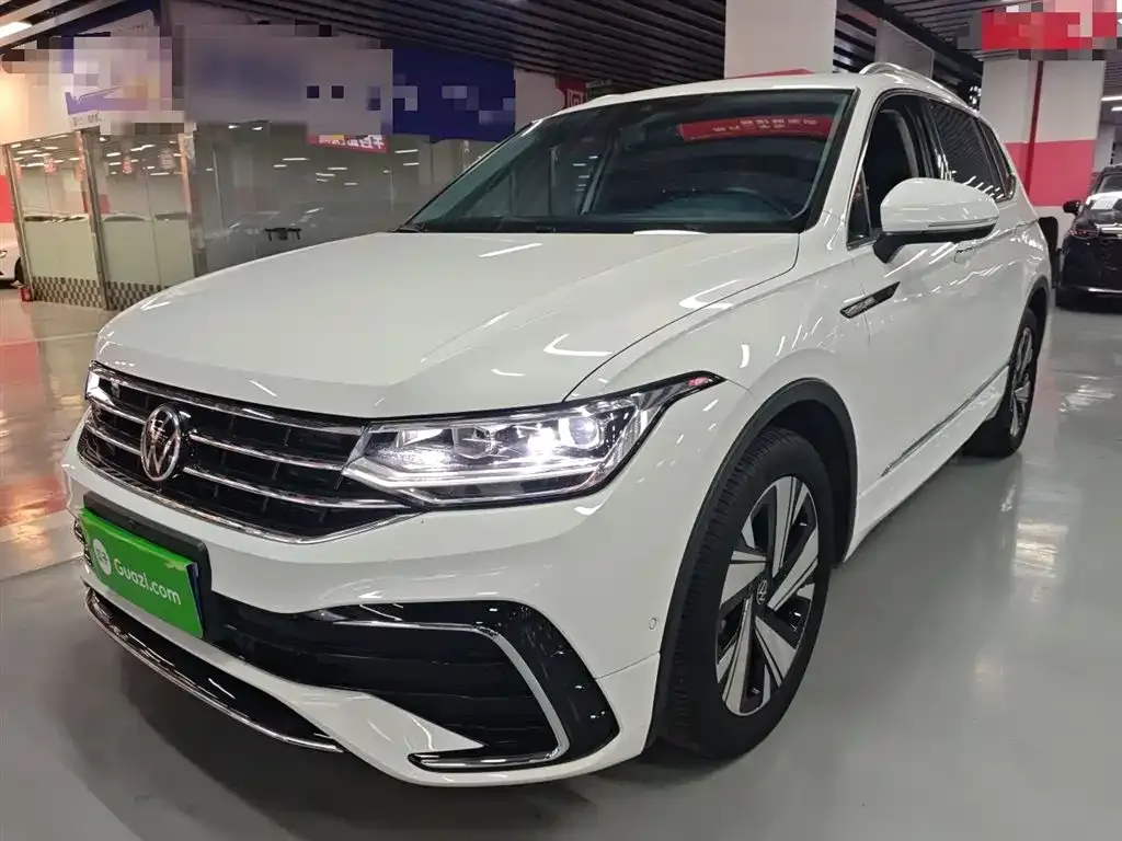 Volkswagen Tiguan L 2023 из CN, фото 1