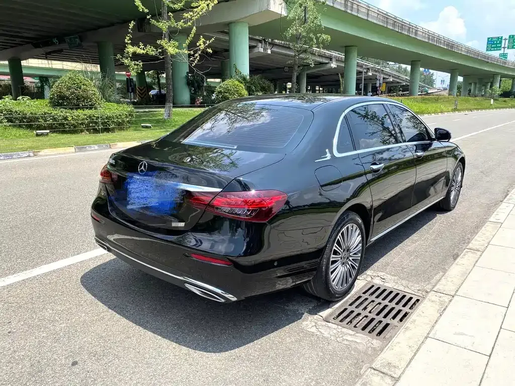 Mercedes-Benz E-Class 2023 из CN, фото 8