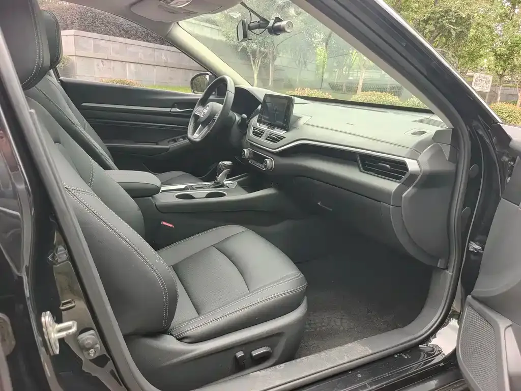 Nissan Teana 2021 из CN, фото 4