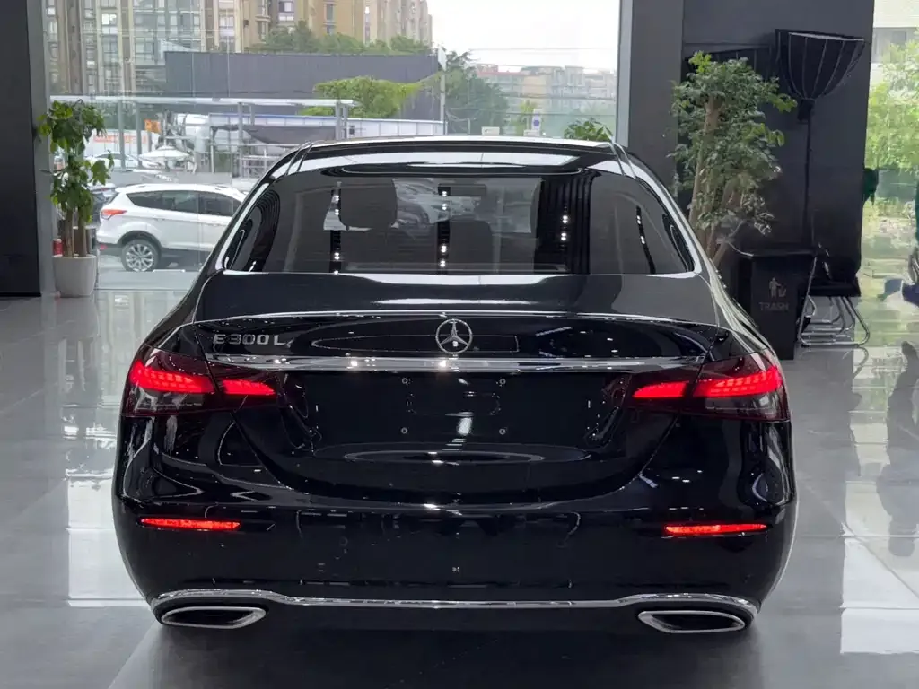 Mercedes-Benz E-Class 2022 из CN, фото 10
