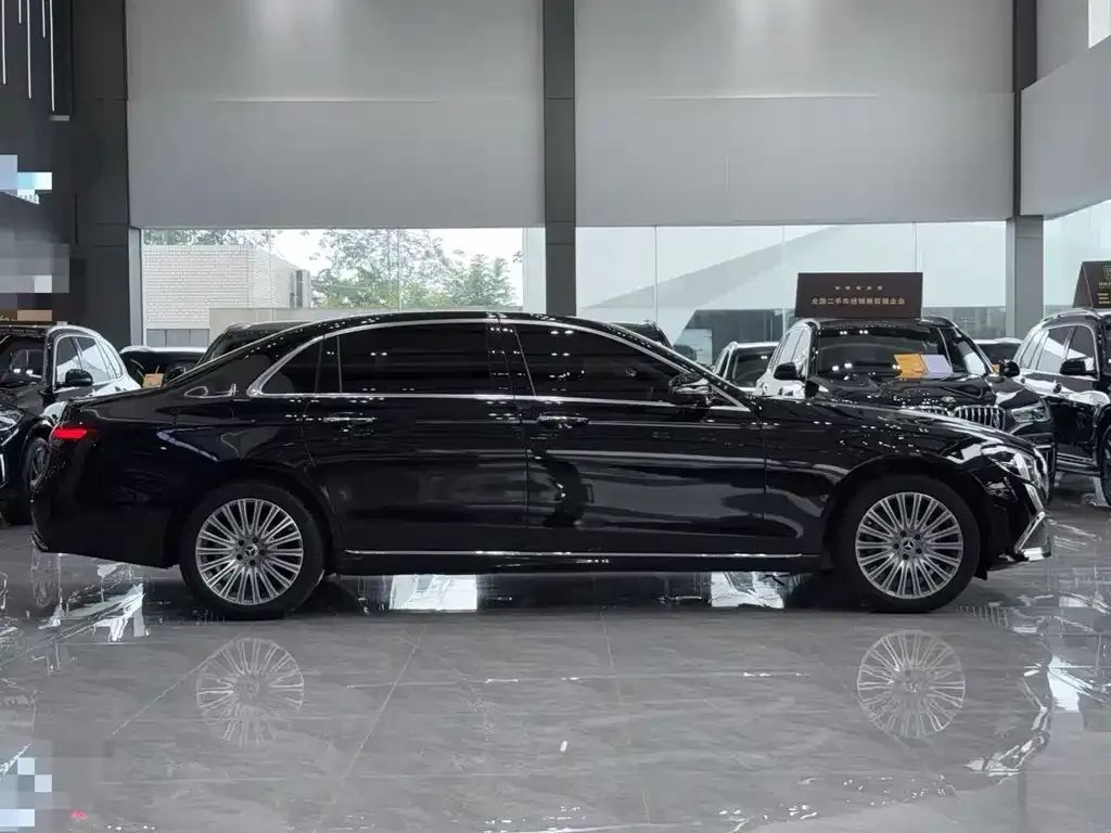 Mercedes-Benz E-Class 2022 из CN, фото 3