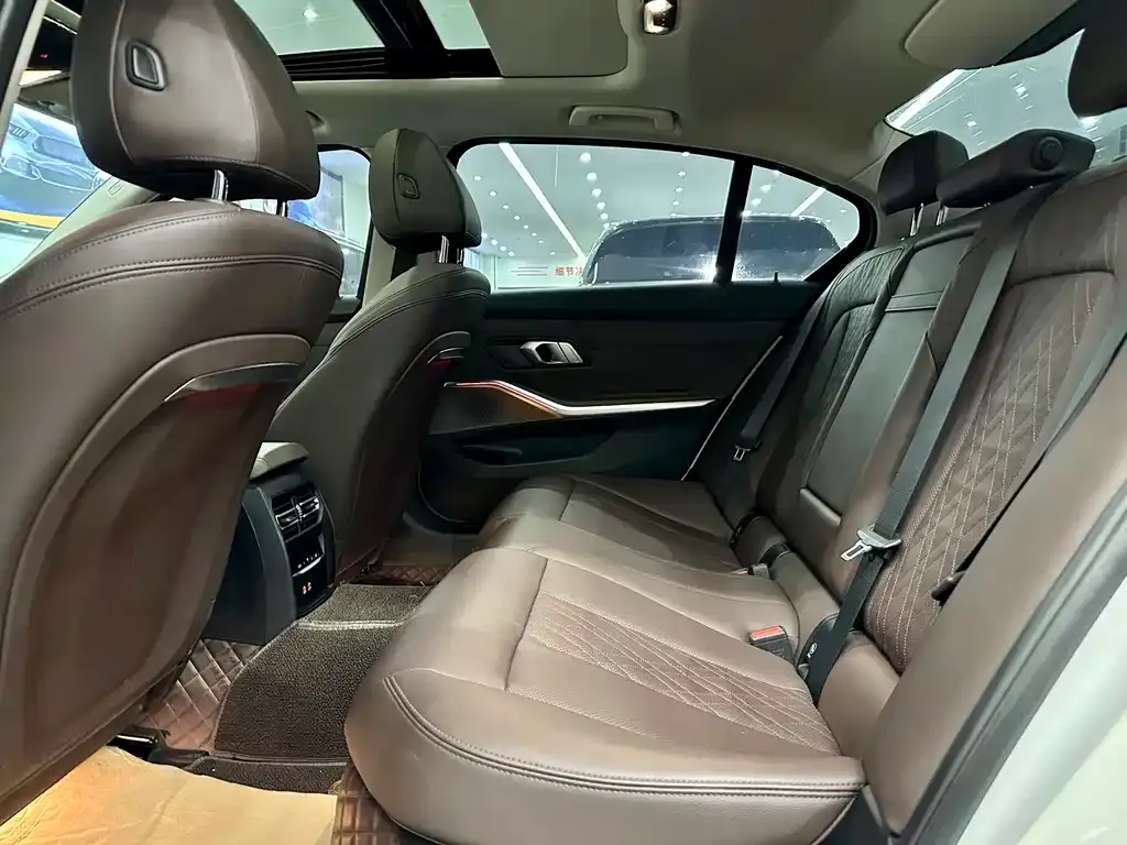 BMW i3 2023 из CN, фото 9