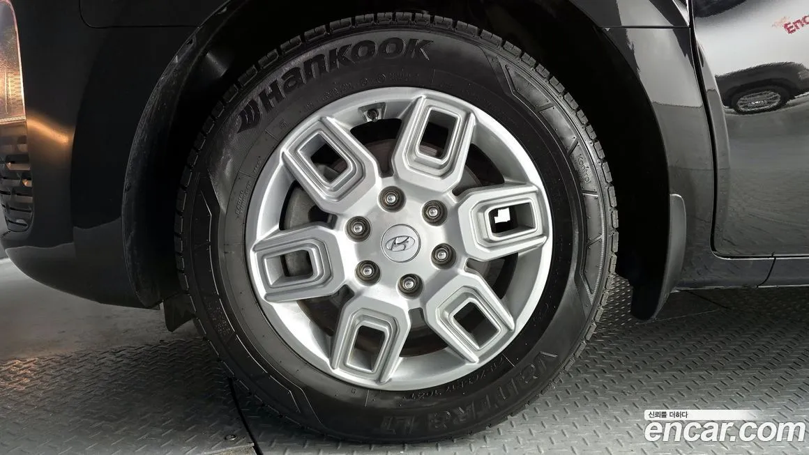 Hyundai Staria — фото 5
