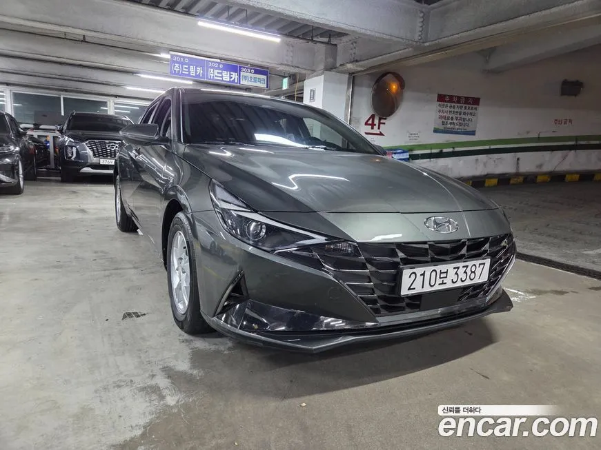 Hyundai AVANTE — фото 1