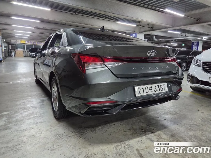 Hyundai AVANTE — фото 2