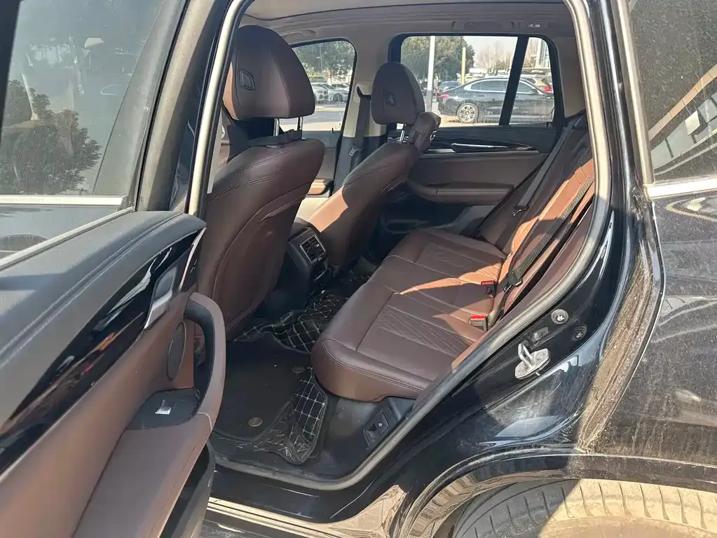 BMW iX3 2023 из CN, фото 7