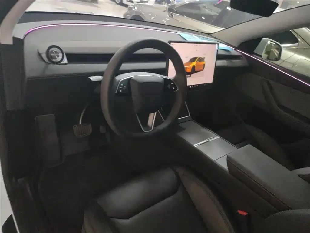 Tesla Model Y 2025 из CN, фото 4