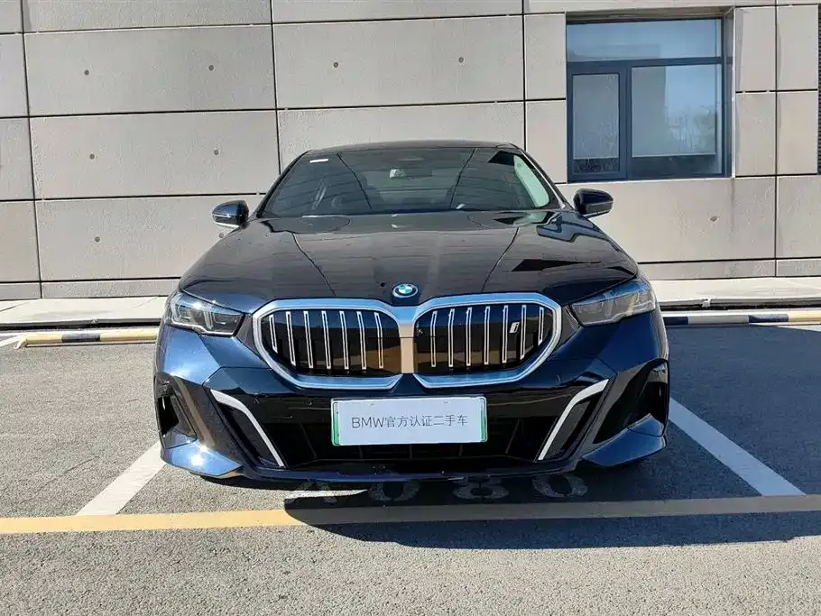 BMW i5 2025 из CN, фото 10