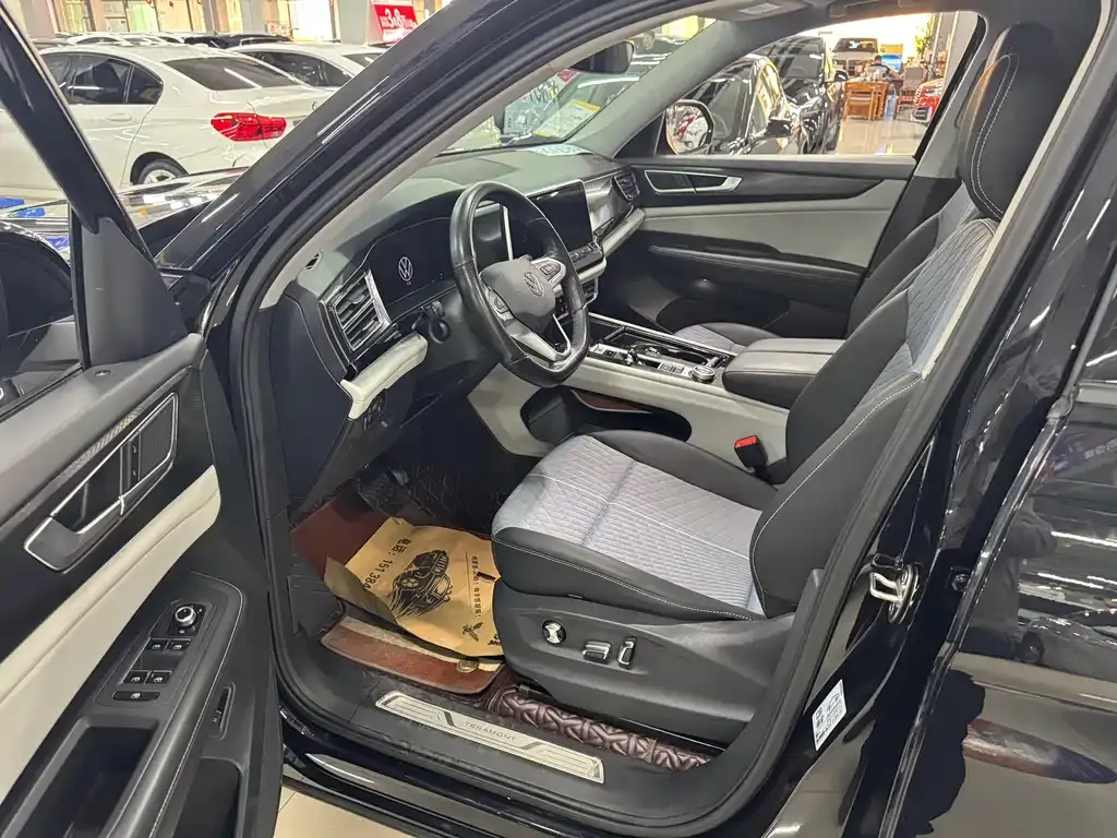 Volkswagen Teramont 2022 из CN, фото 7