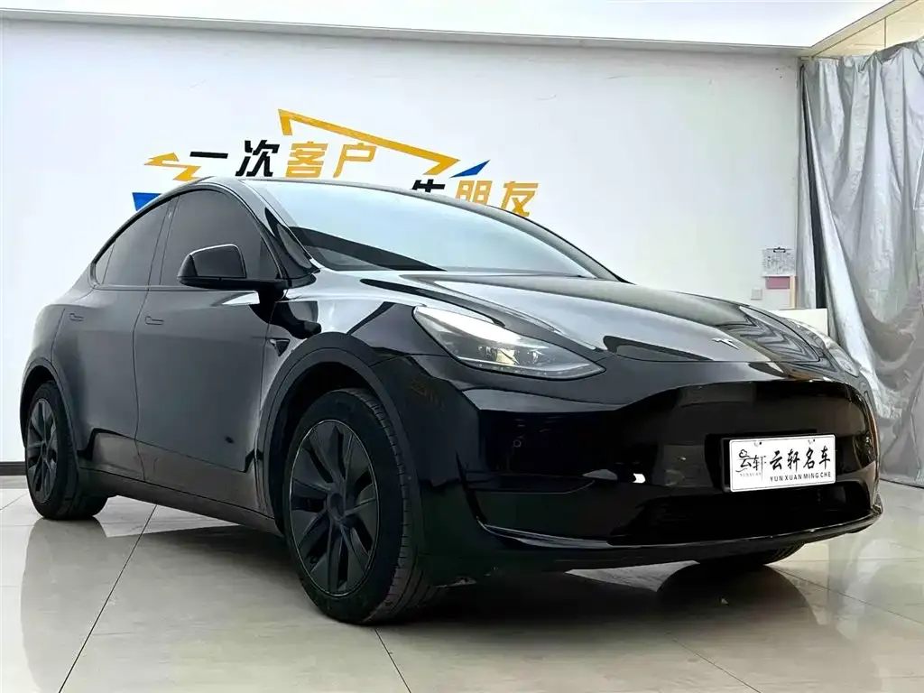 Tesla Model Y 2023 из CN, фото 3