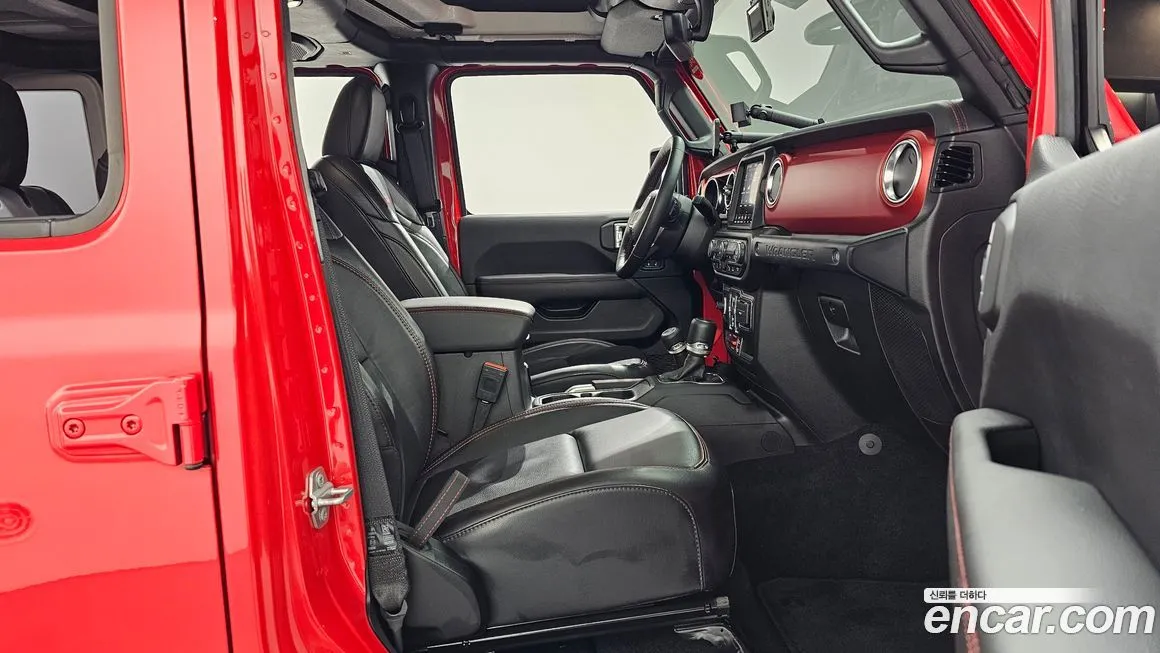 Jeep Wrangler 2022 из KR, фото 10