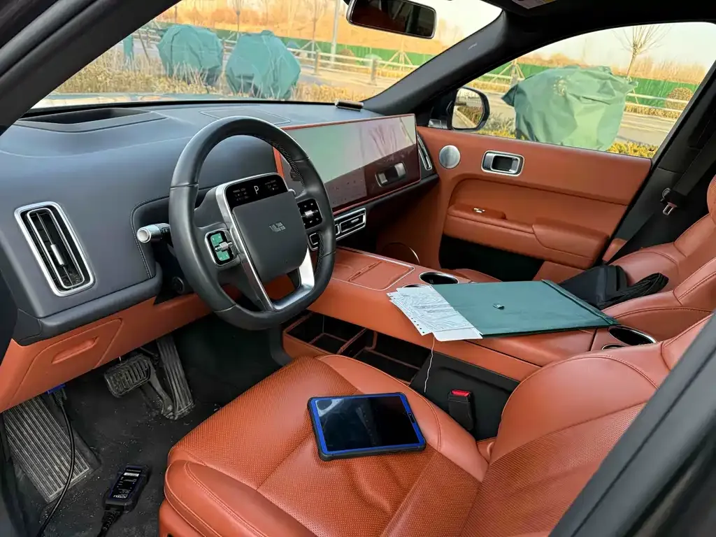 Li Auto L8 2024 из CN, фото 6