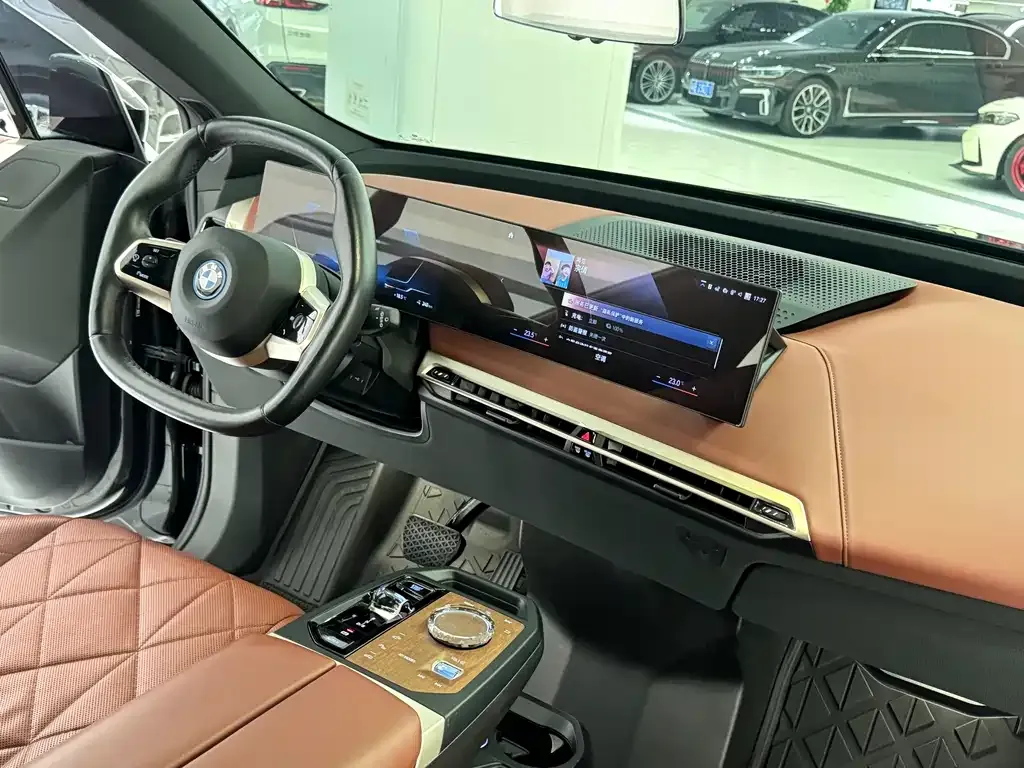BMW iX 2024 из CN, фото 6