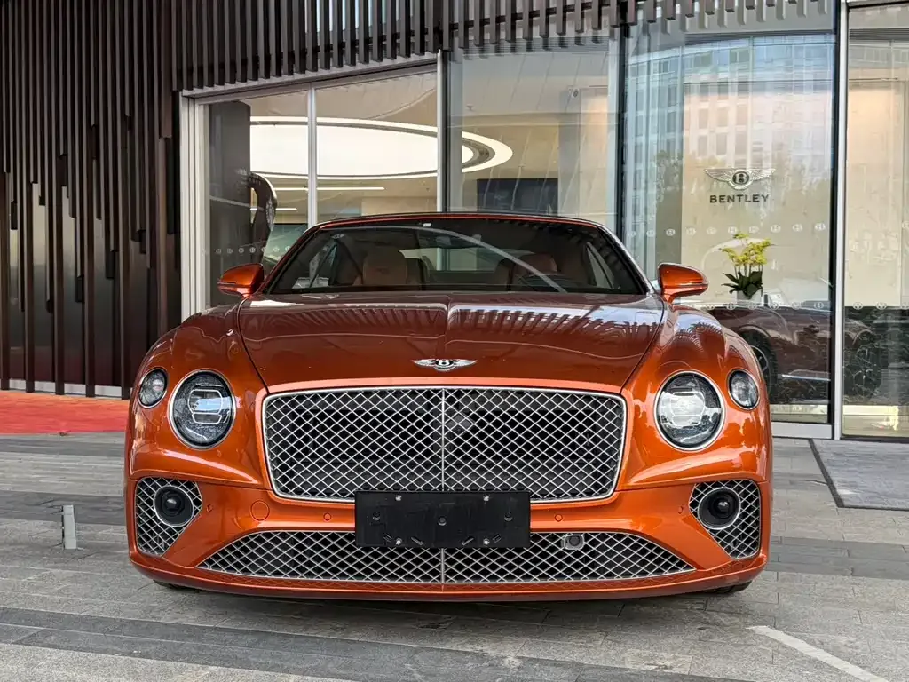 Bentley Continental 2022 из CN, фото 1