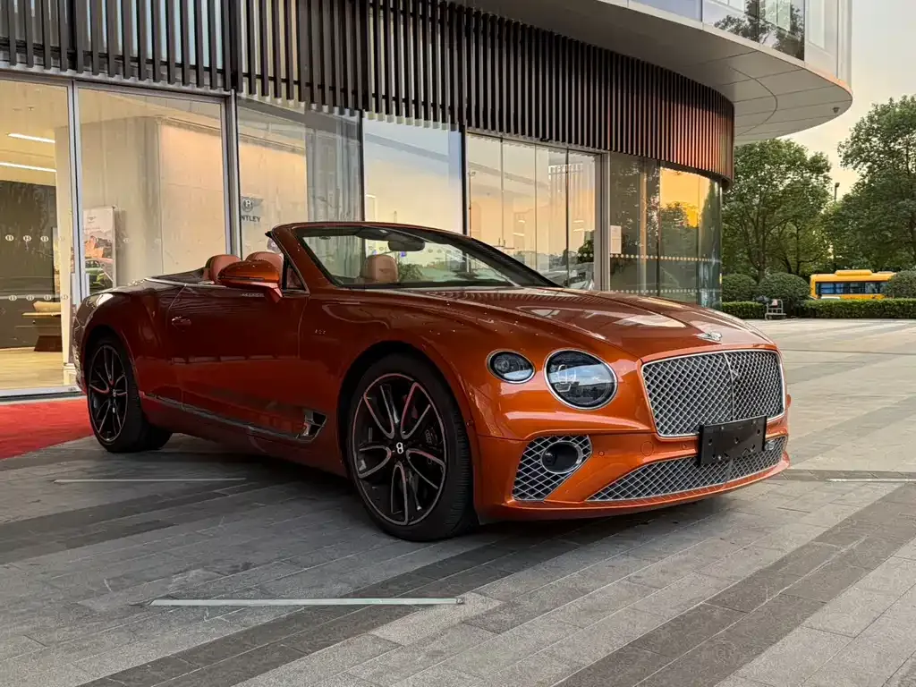 Bentley Continental 2022 из CN, фото 10
