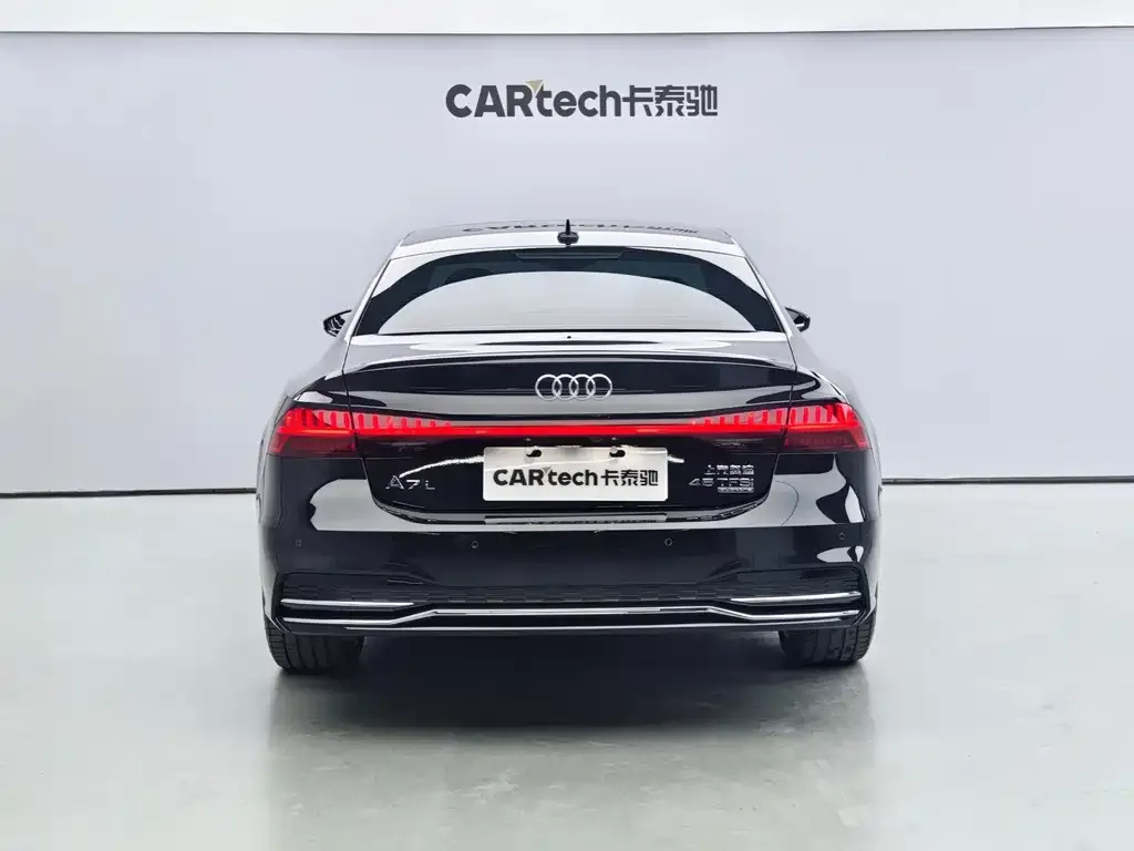 Audi A7L 2024 из CN, фото 6