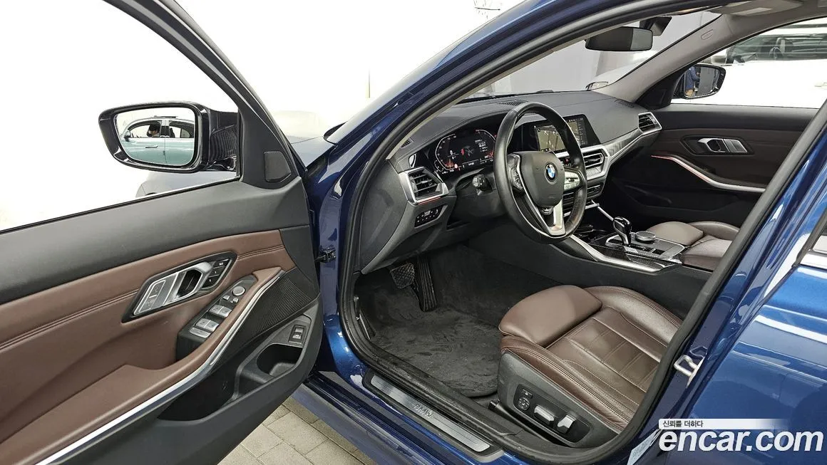 BMW 3-Series 2022 из KR, фото 10