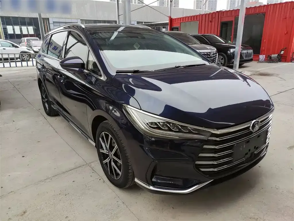 BYD MAX New Energy 2022 из CN, фото 3