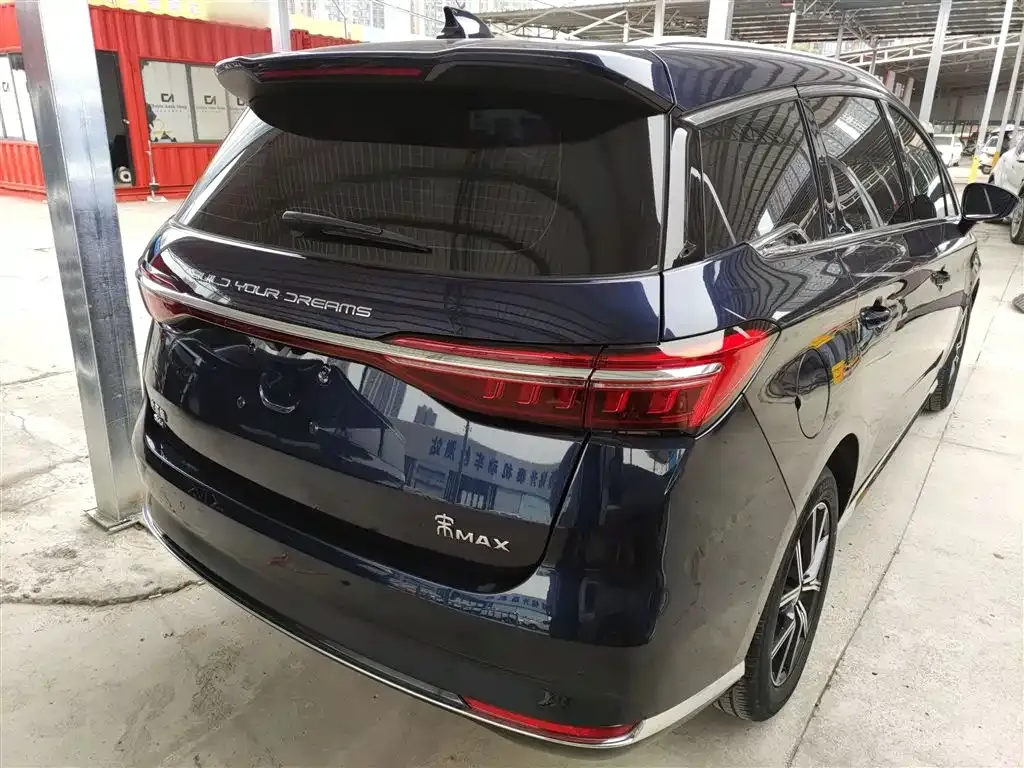 BYD MAX New Energy 2022 из CN, фото 8