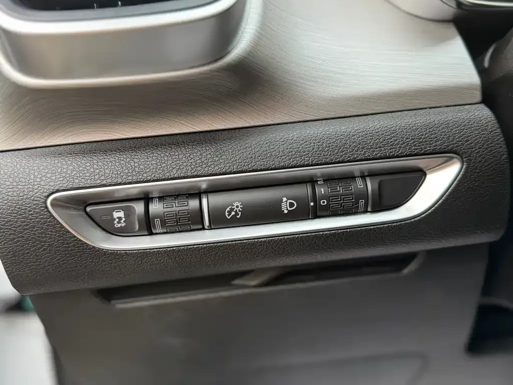 Geely Binyue 2021 из CN, фото 4
