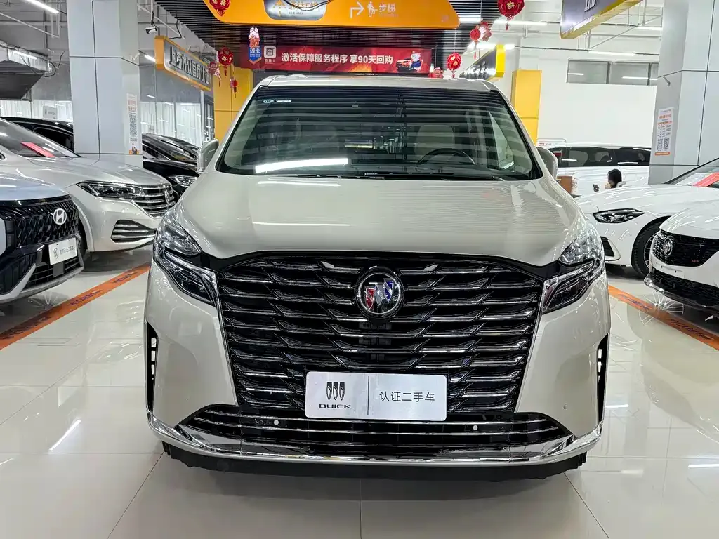 Buick GL8 2022 из CN, фото 10